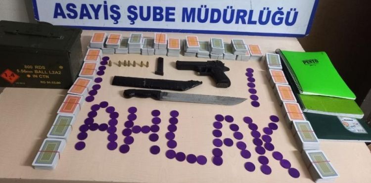 Kayseri'de kumar oynayan 23 kişiye 41 bin 837 TL para cezası