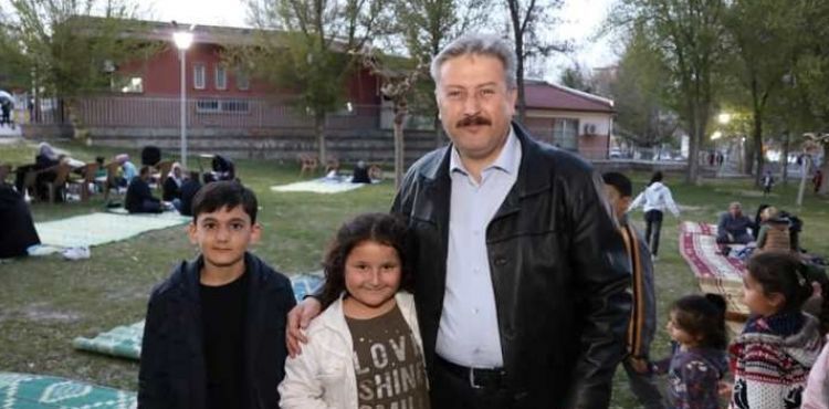 “BELSİN’DEKİ “İLK ORUCUM, İLK İFTARIM” ETKİNLİĞİNE YİNE BÜYÜK İLGİ VARDI”