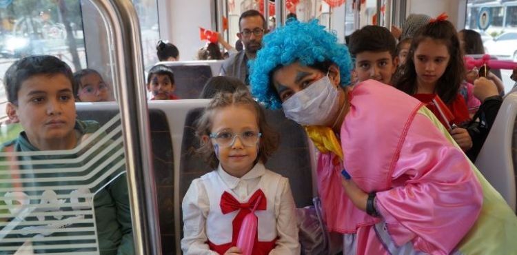 BÜYÜKŞEHİR ULAŞIM A.Ş.’DEN 23 NİSAN’A ÖZEL “ÇOCUK TRENİ”