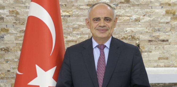 BAŞKAN ESAT ÖZTÜRK’TEN KADİR GECESİ KUTLAMA MESAJI
