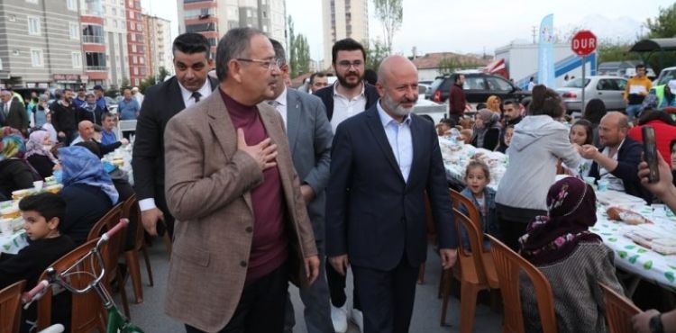 KOCASİNAN’NIN İFTARINA, 4 BİN 300 KİŞİ KATILDI