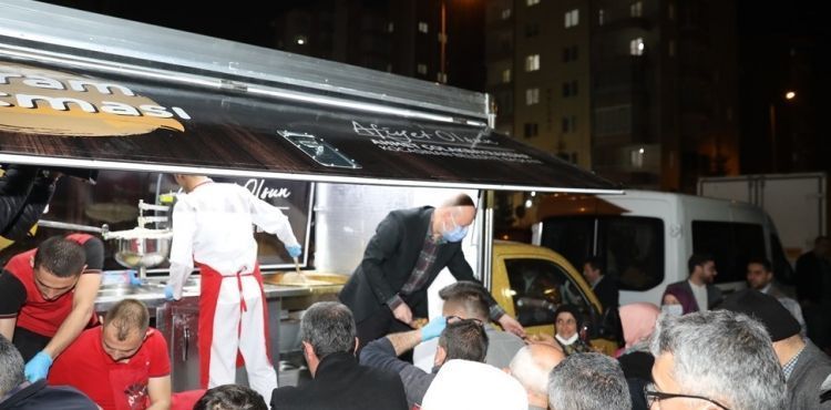KOCASİNAN BELEDİYESİ, RAMAZAN AYI’NDA BİNLERCE VATANDAŞIN GÖNLÜNE DOKUNDU