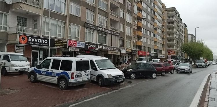 Yaşlı kadın yalnız yaşadığı evinde ölü bulundu