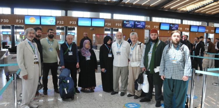 Umre ziyaretleri 2 yıl aradan sonra yeniden başladı
