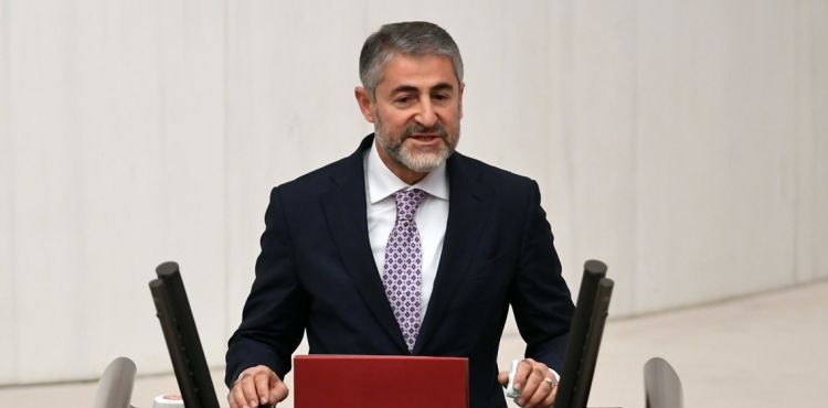 Hazine ve Maliye Bakanı Nebati: “Konut fiyatlarında ‘fahiş' artışları yakından takip ediyoruz”