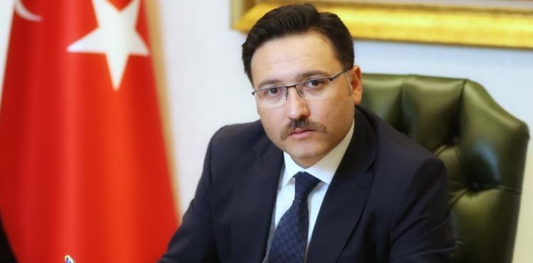 Kayseri Valisi Gökmen Çiçek oldu