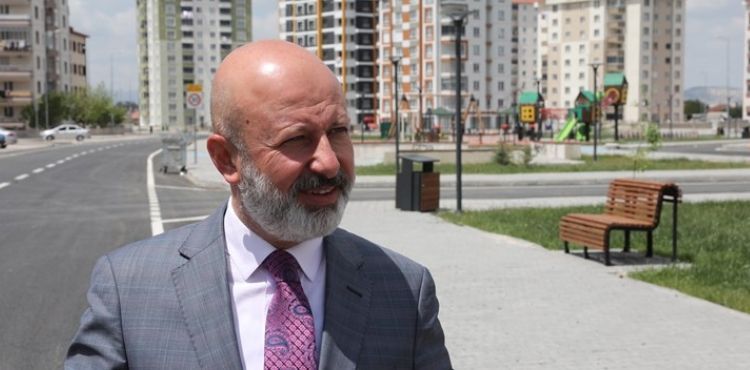 BAŞKAN ÇOLAKBAYRAKDAR, “ÇOCUKLARIN, HAYALİNİ SÜSLEYEN PARKLAR İNŞA EDİYORUZ”