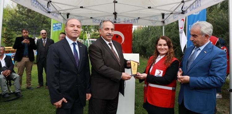 TALAS'TA ENGELSİZ OYUN PARKI