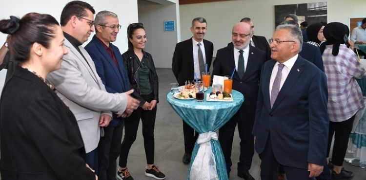 BAŞKAN BÜYÜKKILIÇ, KAYSERİ ÜNİVERSİTESİ’NİN 4. YILINI KUTLADI, GENÇLERE SESLENDİ
