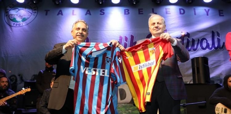TALAS'TA COŞKULU 19 MAYIS KONSERİ