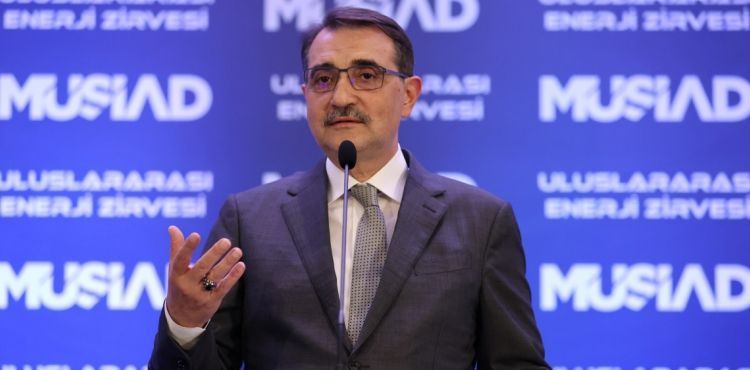 Bakan Dönmez: 'Bugün artık kurulu gücü 100 bin megavatı geçen bir Türkiye var'