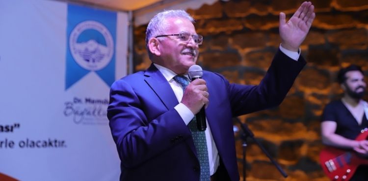 BÜYÜKŞEHİR’İN KALE İÇİ SANAT ETKİNLİKLERİ’NE YOĞUN İLGİ