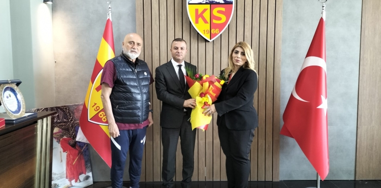 Bakan elik, final ncesi Kayserispor'u ziyaret etti