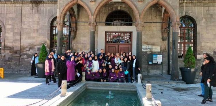 BÜYÜKŞEHİR MÜZELERİ, MÜZELER HAFTASI’NDA ZİYARETÇİ AKININA UĞRADI