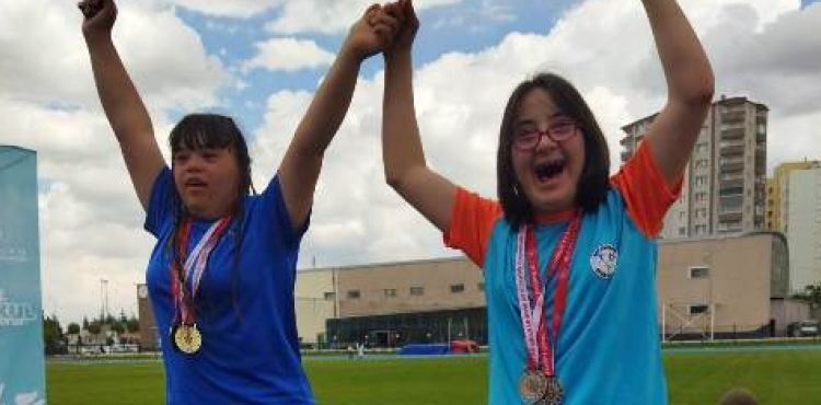 KOCASİNAN’IN ÖZEL SPORCULARI, MADALYALARA AMBARGO KOYDU