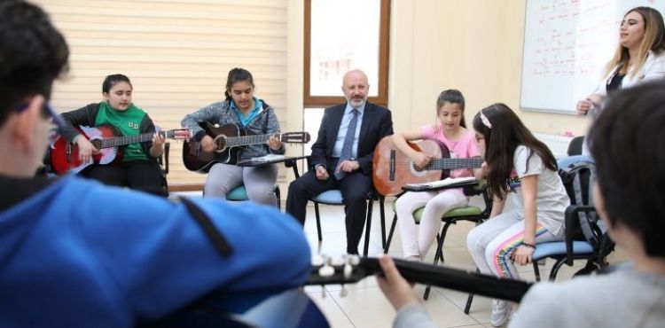 KOCASİNAN’DAN ÇOCUKLAR İÇİN DOLU DOLU YAZ PROGRAMI