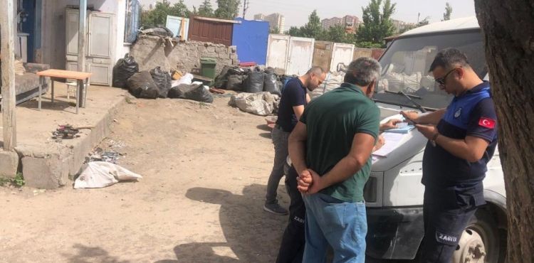 Çalınan 60 metrelik iletişim kablosu hurdacıda çıktı