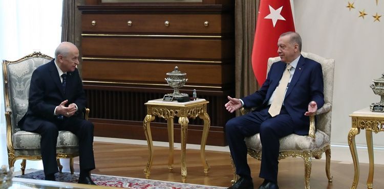 Cumhurbaşkanı Erdoğan, Beştepe'de Bahçeli'yle görüştü