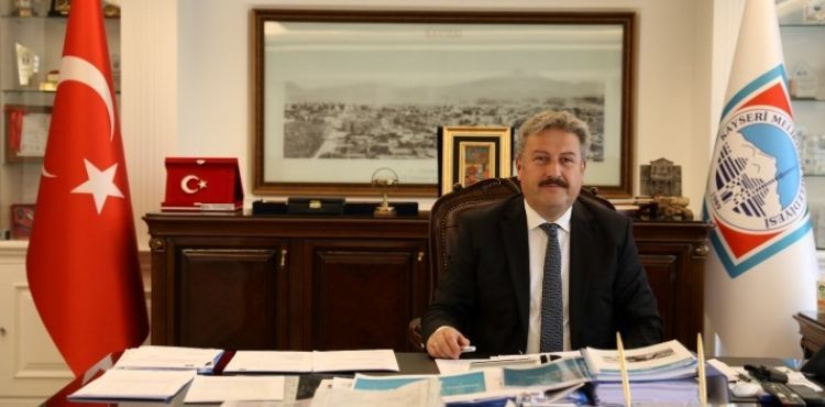 MELİKGAZİ’DEN BİR GÜNDE HEM TEMEL ATMA HEM AÇILIŞ
