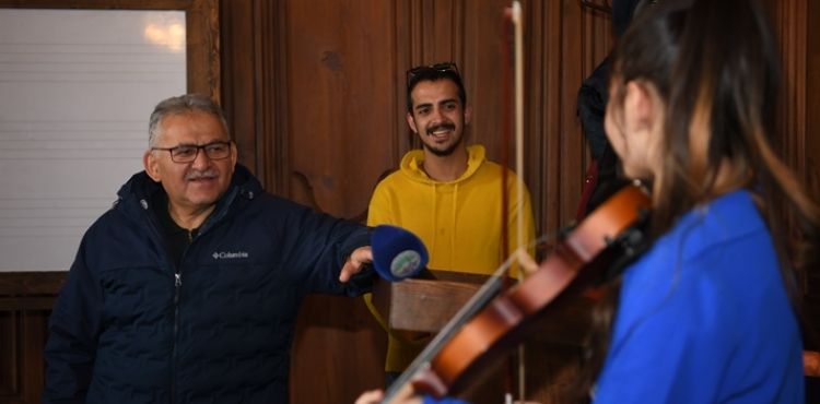 BÜYÜKŞEHİR’İN KONSERVATUAR YAZ KURSLARI BAŞLADI