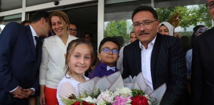 Vali Çiçek, Hacılar’ın Geleceği Emin Ellerde