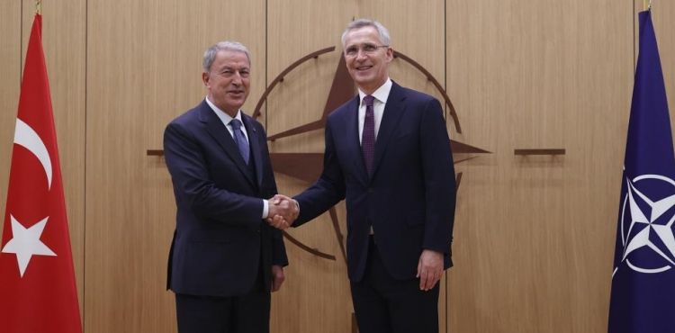 Milli Savunma Bakanı Akar, NATO Genel Sekreteri Stoltenberg ile görüştü