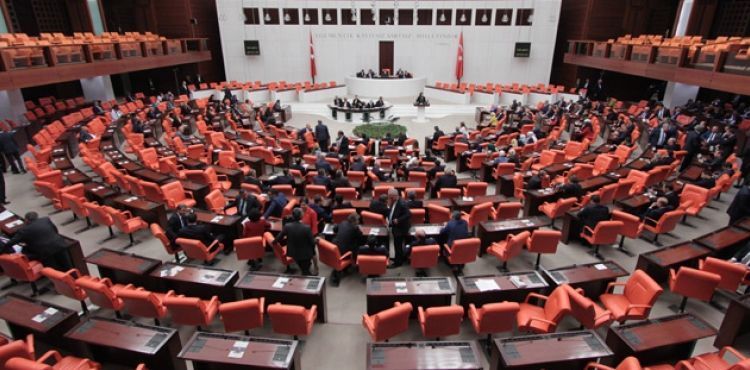 Dijital mecrayı ilgilendiren kanun teklifi Adalet Komisyonu'nda kabul edildi