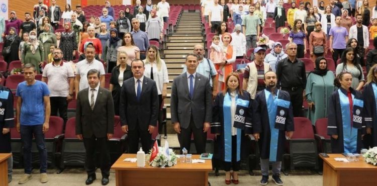 KAYÜ Sosyal Bilimler MYO, 2021-2022 Eğitim-Öğretim Yılı Mezunlarını Verdi