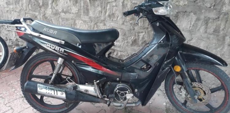 Motosiklet ve bisiklet hırsızları kamerada