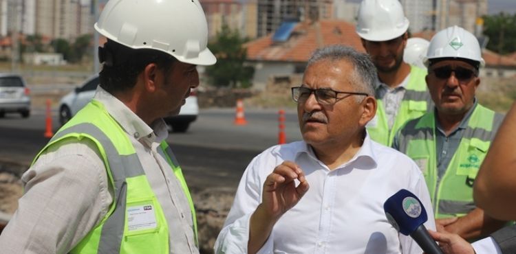 BAŞKAN BÜYÜKKILIÇ, YAPIMI DEVAM EDEN TALAS RAYLI SİSTEM HATTI’NI DENETLEDİ