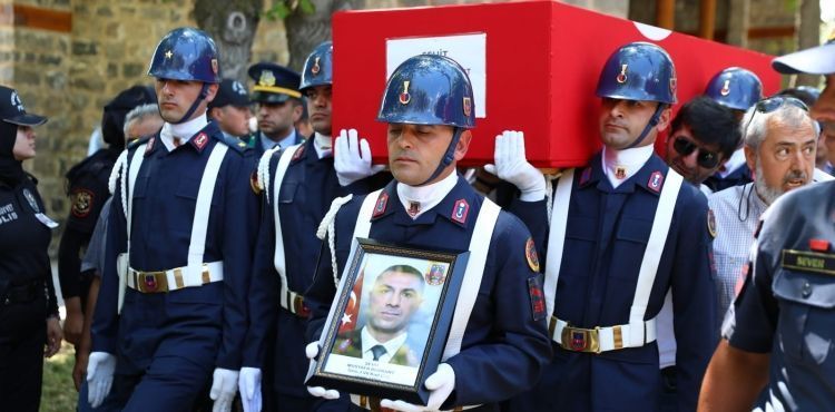Şehit Uzm.J.VII.Kad.Çvş Mustafa BOZKURT Son Yolculuğuna Uğurlandı