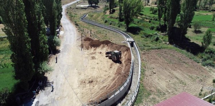 CEBİR'DE YOL GENİŞLETME VE YENİ PARK ÇALIŞMASI