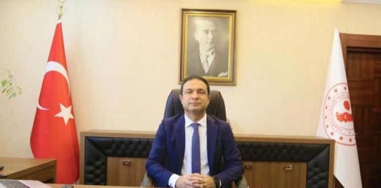 Develi Kaymakamı ihraç edilirken, hakim eşi açığa alındı