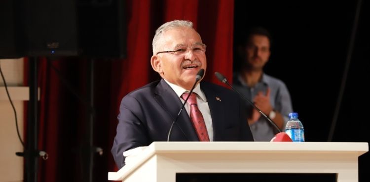 DOKTOR BAŞKAN’DAN DİŞ HEKİMLİĞİ MESLEĞİNE “ALTIN BİLEZİK” VURGUSU