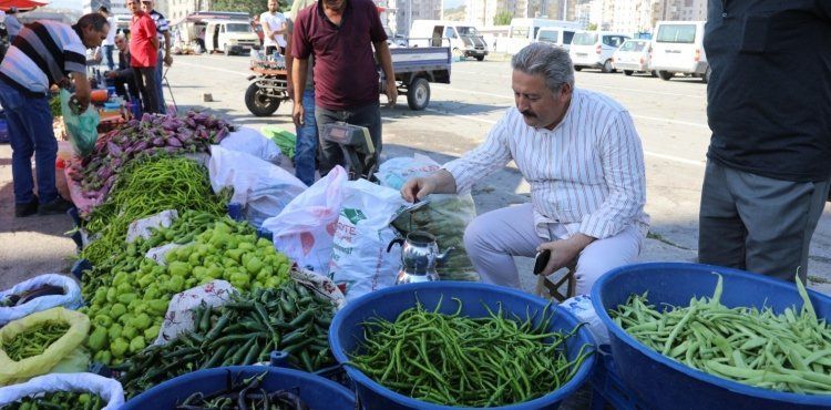 BAŞKAN PALANCIOĞLU ORGANİK KÖY PAZARINI GEZDİ