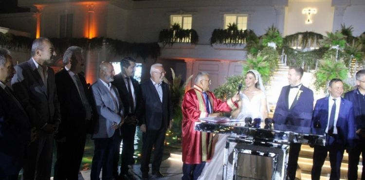 Saçmacı ve Cengiz ailelerinin mutlu günü
