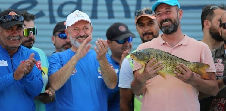 KOCASİNAN’IN OLTA BALIKÇILIK GÜNLERİ İHTİŞAMLA TAMAMLANDI