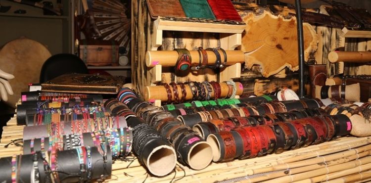 SANATÇILAR SOKAĞI, ZİYARETÇİLERİNİ BEKLİYOR