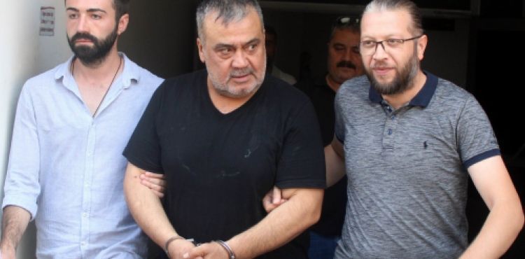 Komşularını vuran ünlü sanatçı ve oğlu tutuklandı