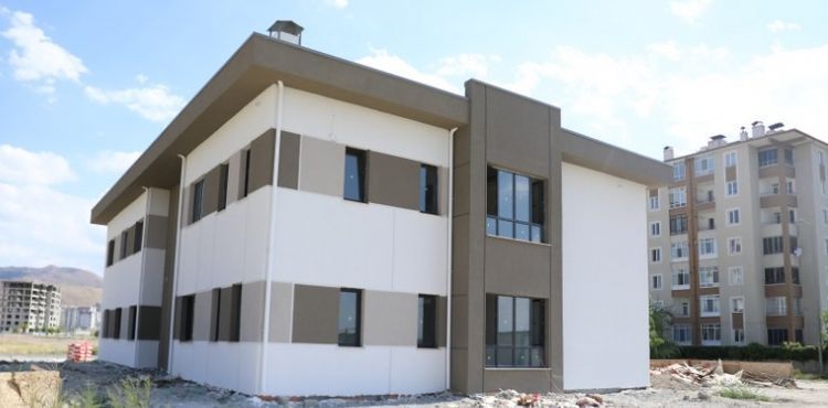 BEKİR GÜNGÖR KIZILTEPE AİLE SAĞLIĞI MERKEZİ YAKINDA HİZMET VERMEYE BAŞLAYACAK