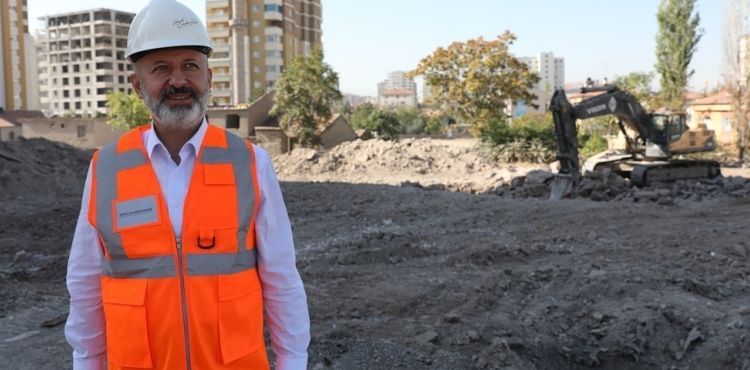 BAŞKAN ÇOLAKBAYRAKDAR;