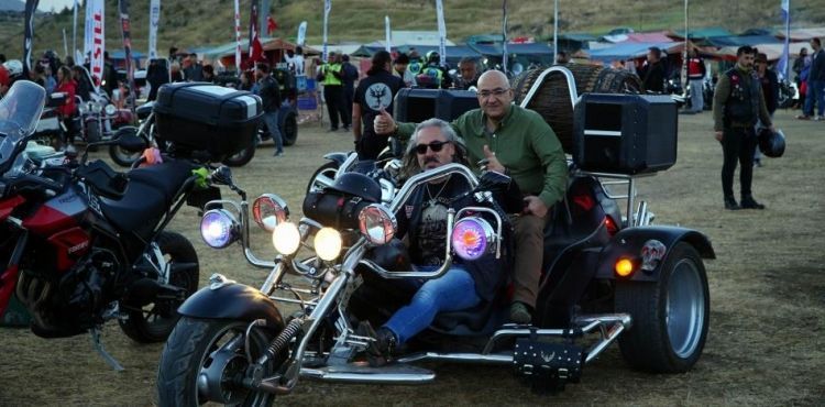 Gökyüzüne en yakın festival Erciyes Motofest başladı