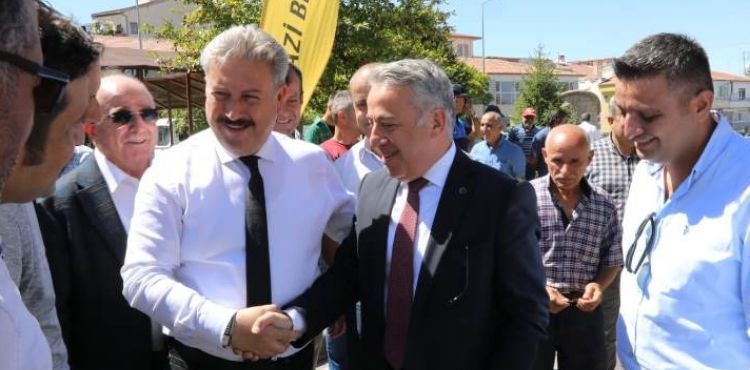 “ÖNCE NOHUT TOHUMU DAĞITIK, SONRA HASAT ETTİK. ŞİMDİ SOFRALARIMIZDA”