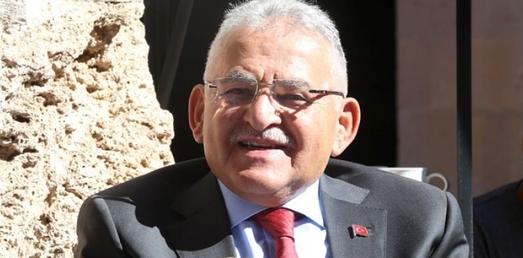 BAŞKAN BÜYÜKKILIÇ, TARİHİ SULTANHANI’NDA BÜNYANLI MUHTARLARLA BULUŞTU