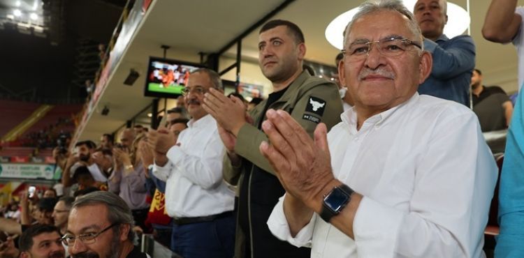 BÜYÜKKILIÇ’TAN KAYSERİSPOR’A “BİRLEŞTİRİCİ GÜÇ” VURGUSU