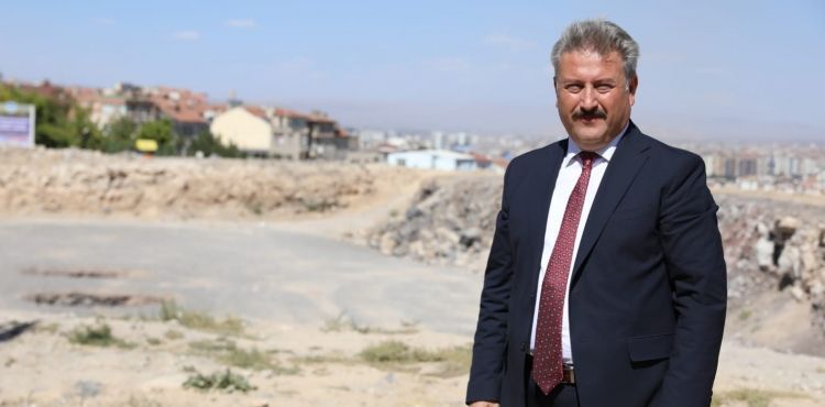 Başkan Dr. Mustafa Palancıoğlu: “Eğitime yapılan yatırımları kendimize vazife kabul ediyoruz”