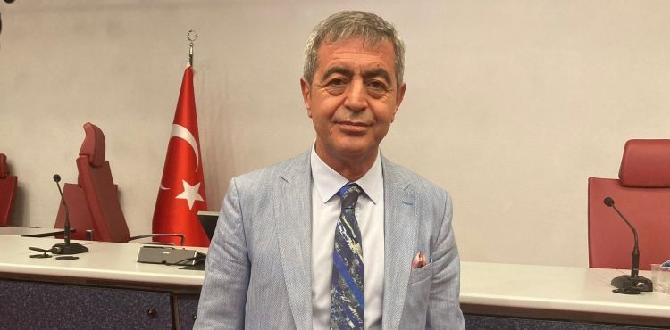 İYİ Partili Yücel: “Belediye borçlarını 2-3 yıldır ödemiyor”