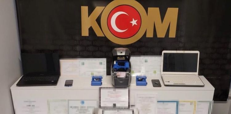 Sahte evrak düzenleyen şahıslara 2 ilde eş zamanlı operasyon