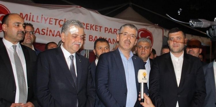 AK Parti l Tekilatndan miting ncesi MHPye ziyaret