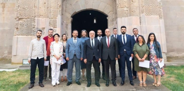 Tarihi Kervansaray’da KAYÜ Bünyan MYO’nun Akademik Kurul Toplantısı yapıldı